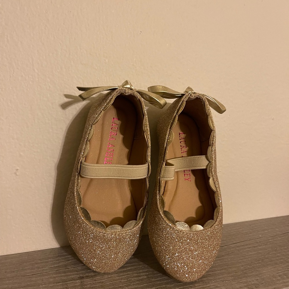 Laura Ashley Baby Flats